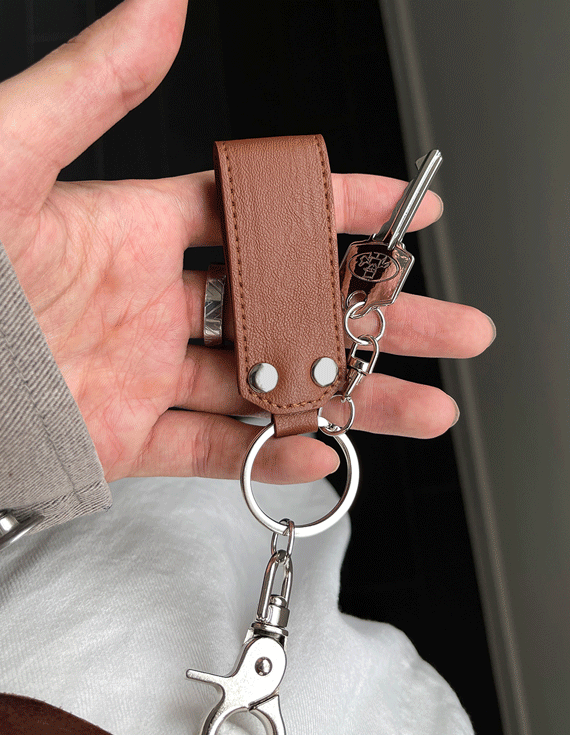 Lookpoint leather key ring