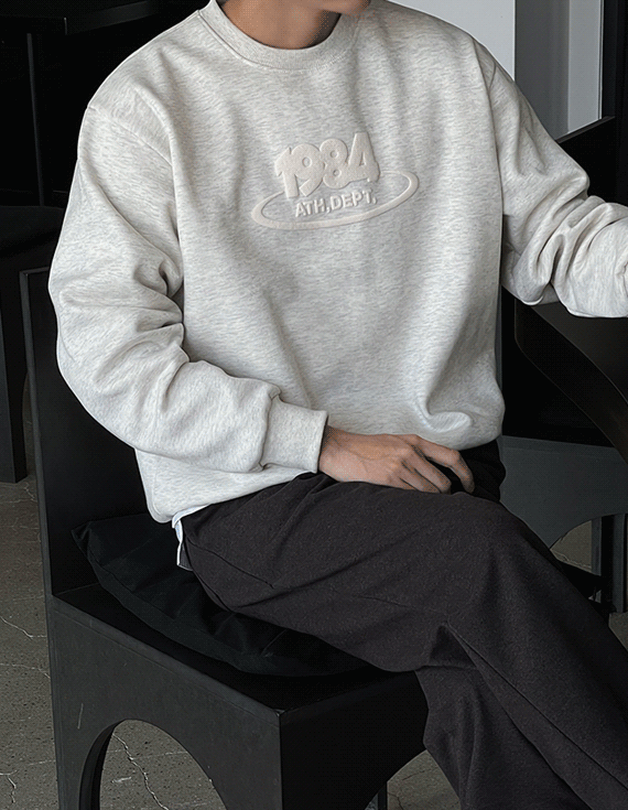 Number foam printing napping sweatshirt<br> <font style=font-size:11px;color:#595959>F size(95 to 105)<*font><br></font>