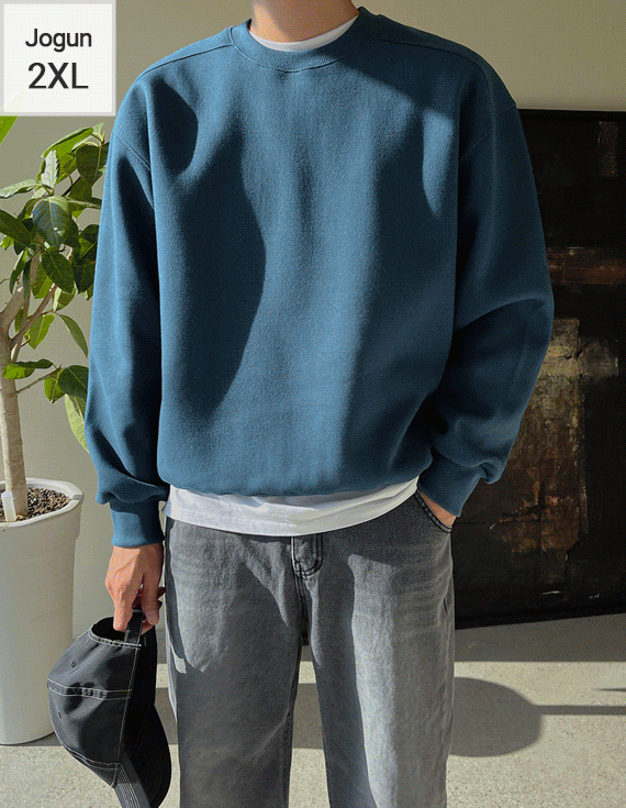 Soft warm incision napping sweatshirt<br> <font style=font-size:11px;color:#595959>M~2XL(95 to 115)<*font><br></font>