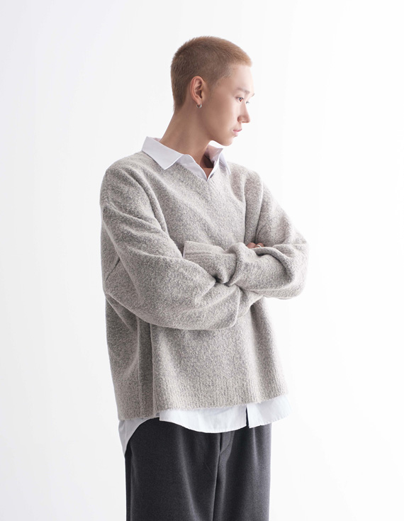 hairing boucle v neck Knit 30864